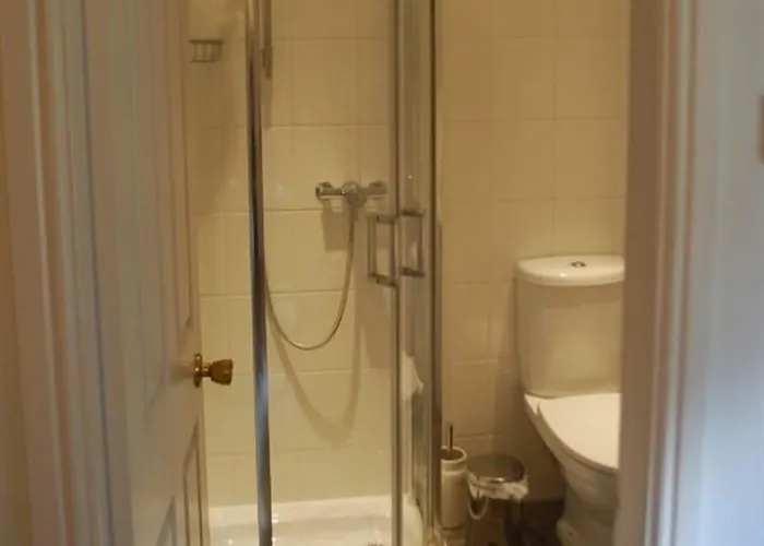 Inn The Foresters Arms